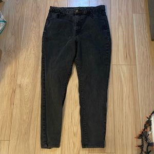 No Boundaries Black Jeans TBD O